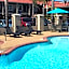 Days Inn & Suites by Wyndham Anaheim At Disneyland Park