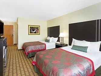 Ramada by Wyndham Asheville Southeast