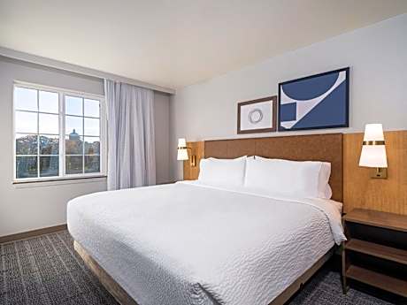 Two-Bedroom Suite with River View