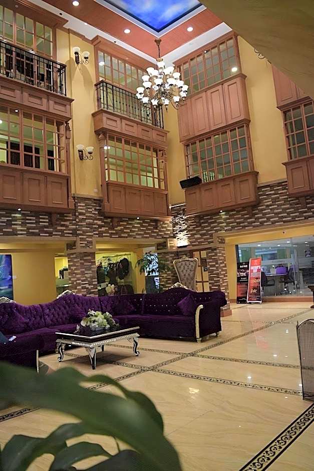 Villa Caceres Hotel