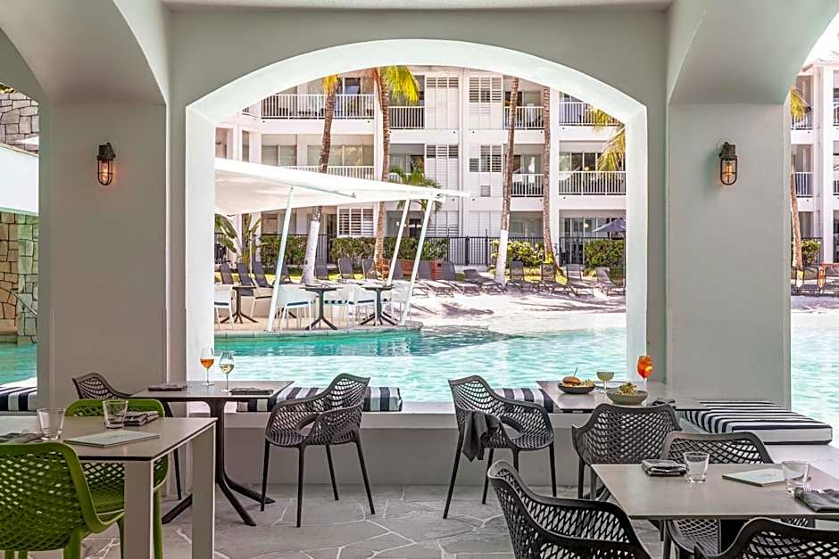 Peppers Beach Club Hotel Port Douglas
