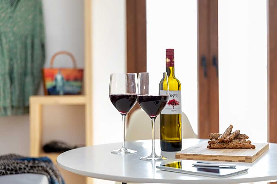 Depis Place & Apartments