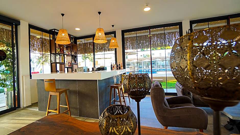 Yalıpark Beach Hotel