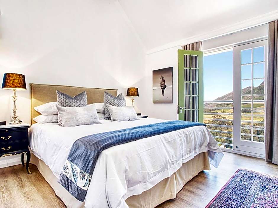 Foto 1 de 17 de Deluxe 1 Double Bed or 2 Beds, Mountain View