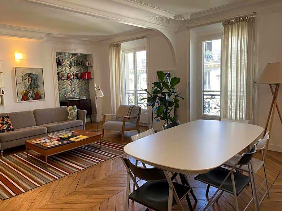 Paris West LivingTrendy area spacious apt 2BR Opéra Montmartre
