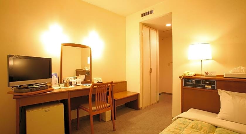 Tendo Central Hotel