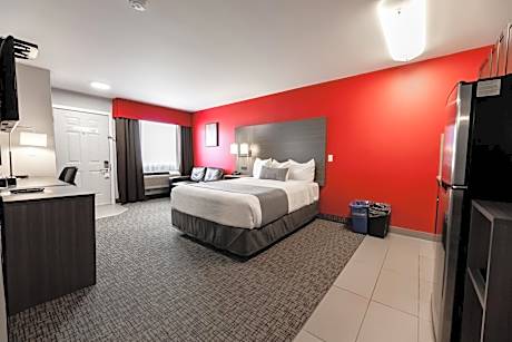 Kitchen Suite - Pet-Friendly with Exterior Access