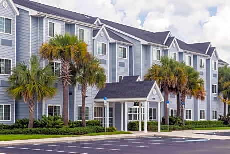 Microtel Inn & Suites by Wyndham Spring Hill/Weeki Wachee