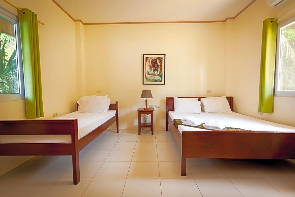 Photo 1 of 9 of Junior Suite