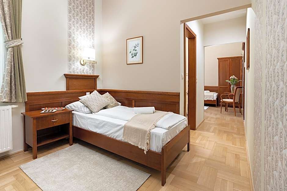Photo 1 of 3 of 2 Beds