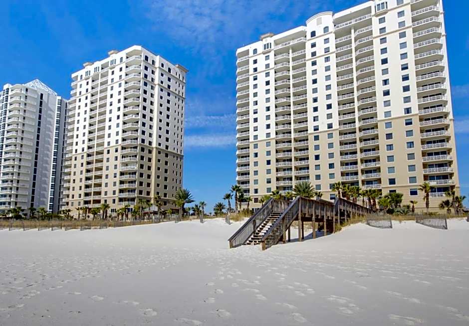 PRIVATE BEACH FRONT LUXURY CONDO, AMAZING VIEWS, INDiGO E, 5-STAR, - 2 BALCONES , "CHOICE AWARD"!