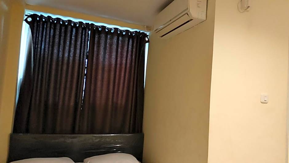 RedDoorz at Jalan Sam Ratulangi Manado