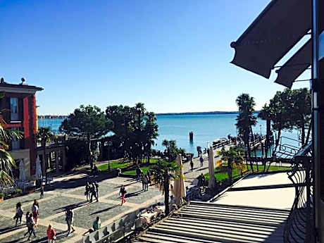 Le Rêve - Lake view rooms