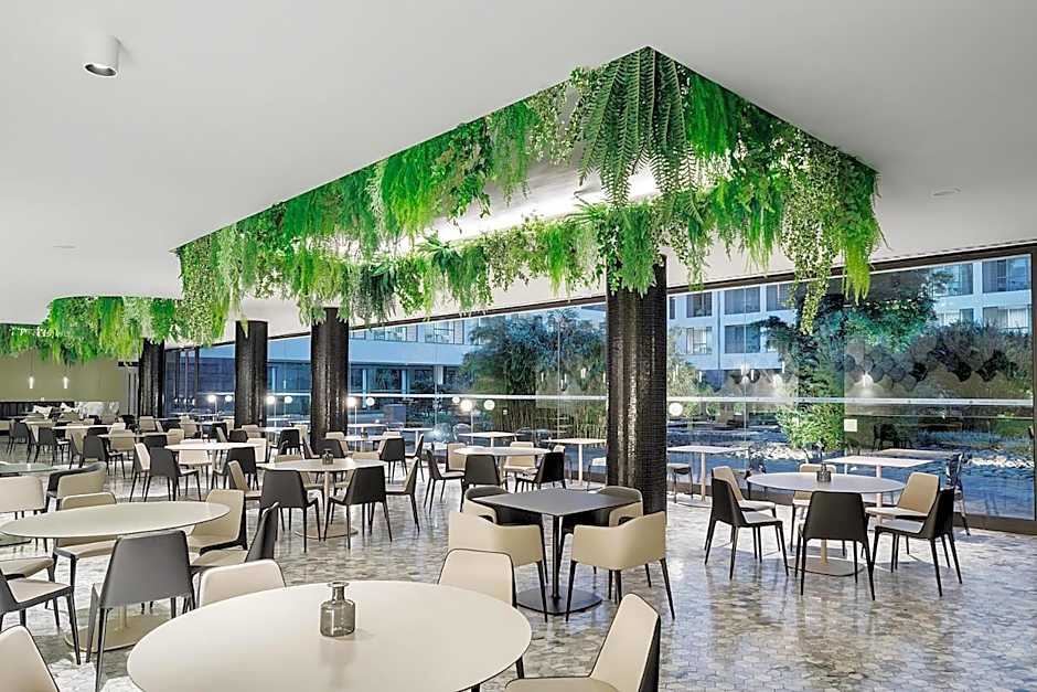 Azoris Royal Garden  Leisure & Conference Hotel