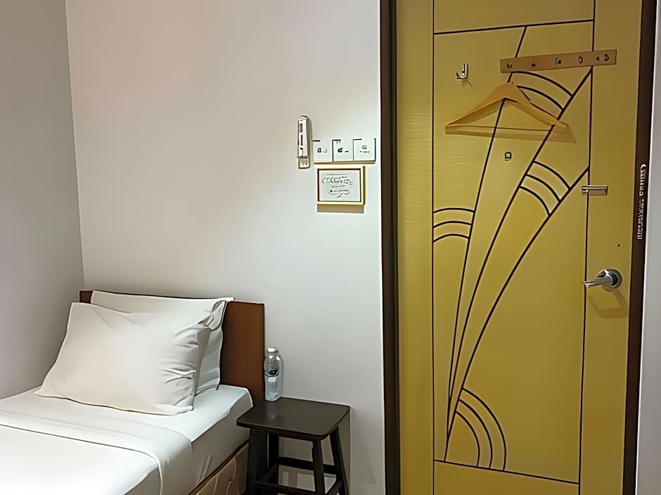 My Place Hotel & Lodge