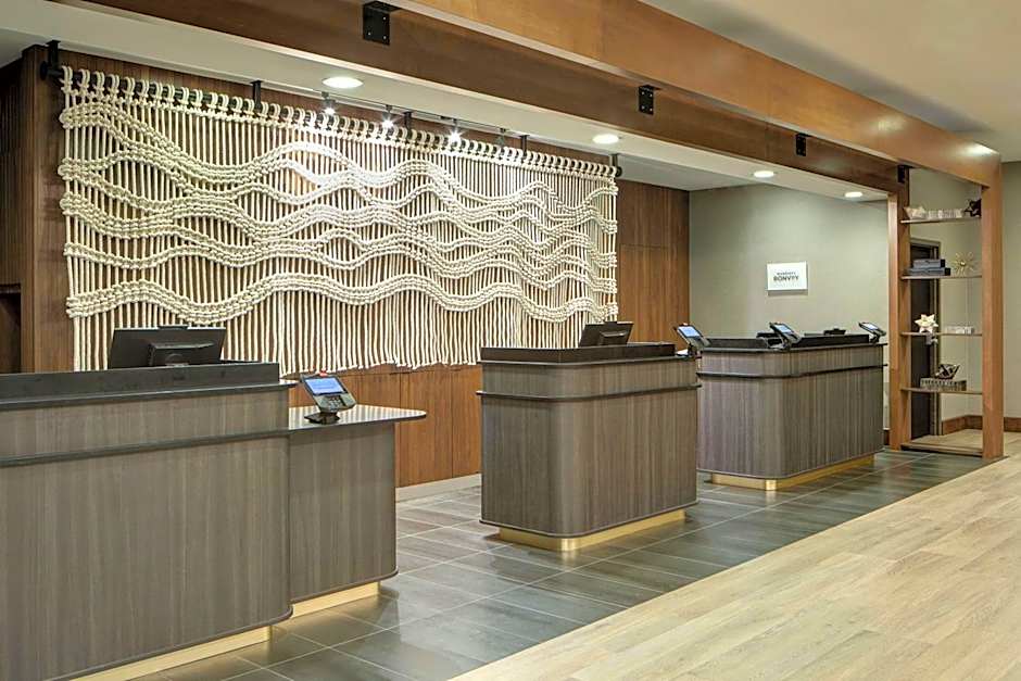 Courtyard by Marriott Chicago Downtown/River North