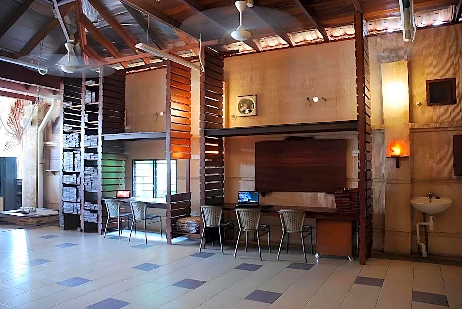 TNT Novelty Vacation House