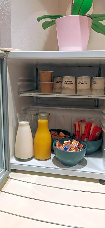 Premiere Classe Besancon Ecole Valentin