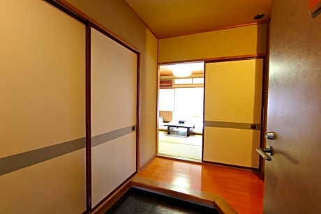 Economy Japanese-Style Room with Private Bathroom