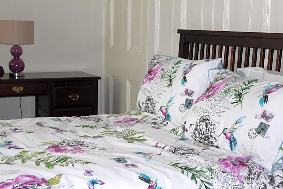 Photo 1 of 7 of Triple Room