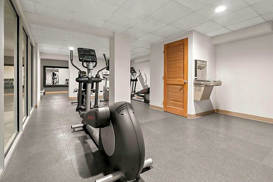 Suburban Studios, Kearney