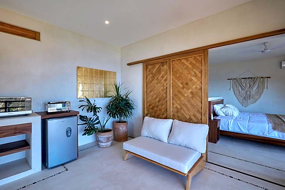Casa Roni by Xeno - 5 Bedroom Luxury Villa with Ocean View