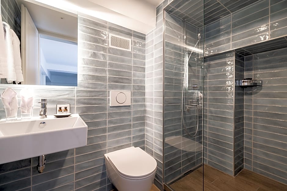 EMA House Serviced Apartments - Superior Standard - Unterstrass