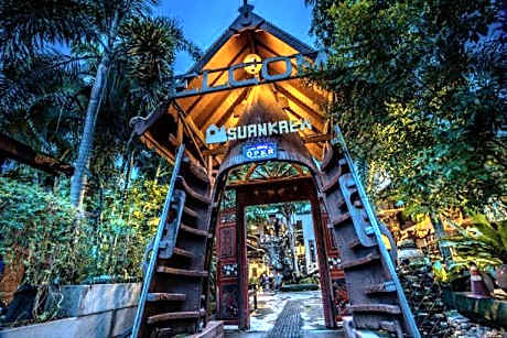 Suankaew​ art​ hostel​