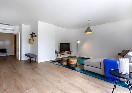 Duplex Apartment (6 Adults)