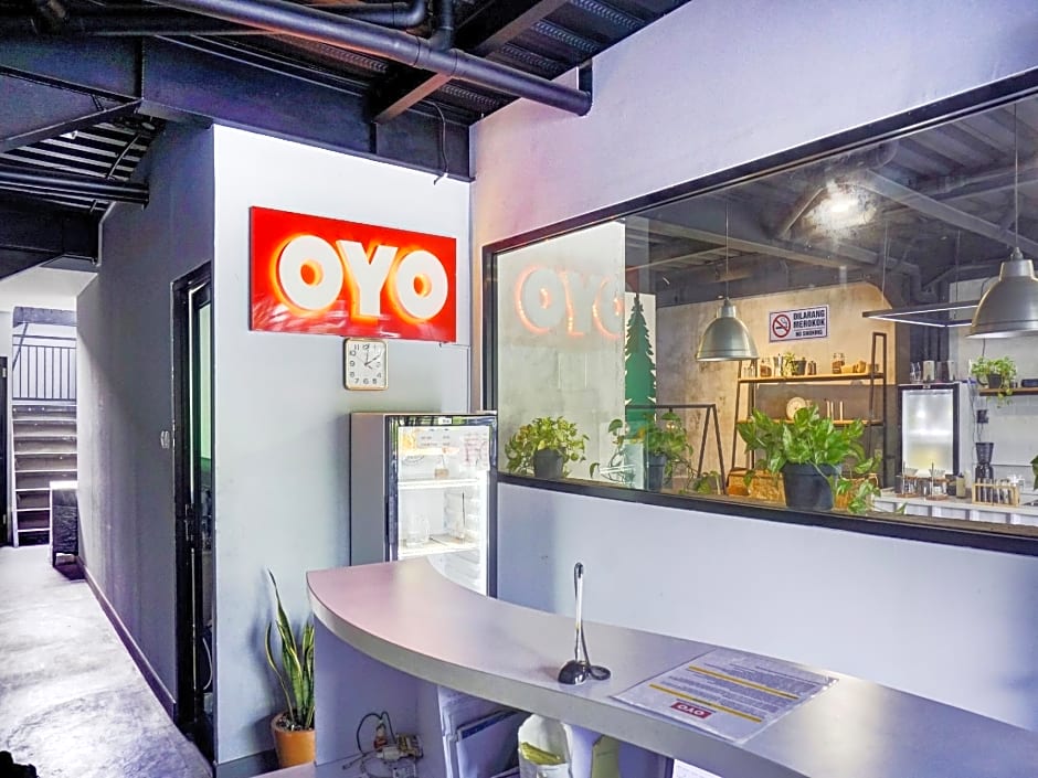 OYO 1805 Fatmawati Mansion Syariah