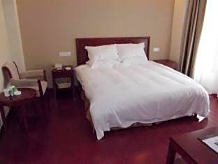 GreenTree Inn Shaoxing Xinchang Dafou Express Hotel