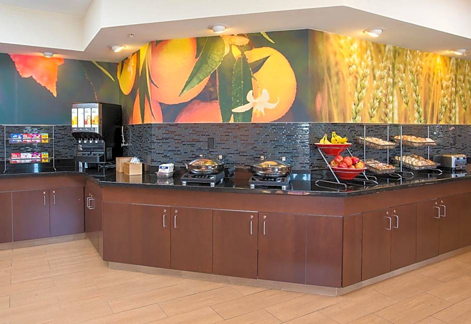 Fairfield Inn & Suites by Marriott Quincy
