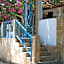 Barabara House