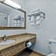 Rodeway Inn & Suites Portland West - Beaverton