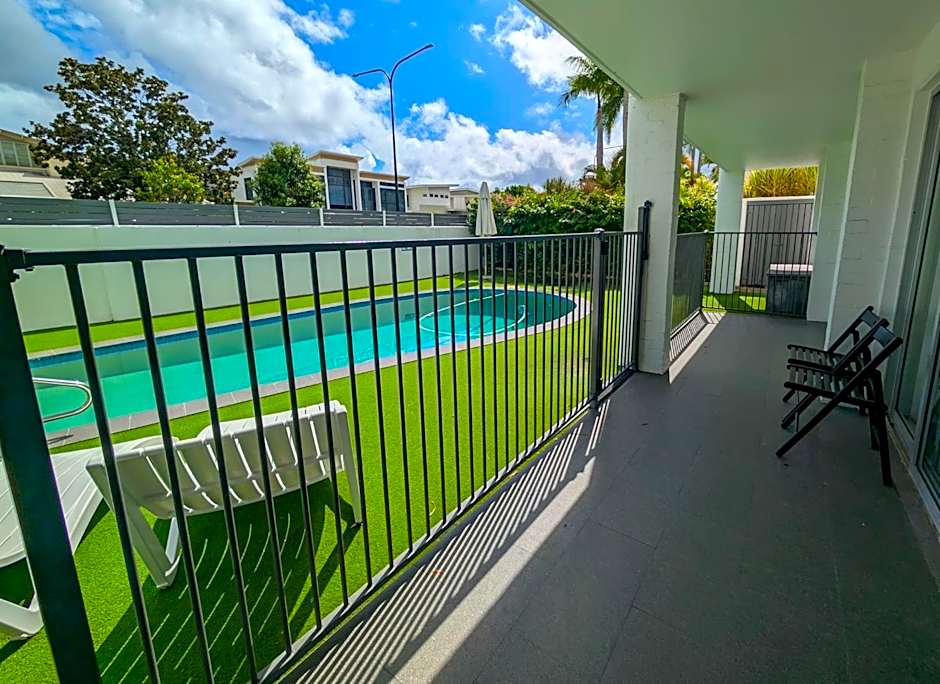 Noosa Parade Holiday Inn