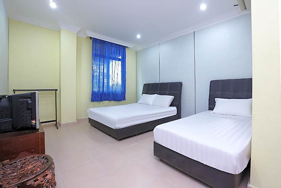 SPOT ON 89857 Azra Inn (Rumah Tumpangan)