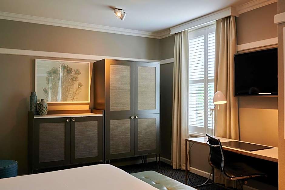 Hotel Kurrajong Canberra