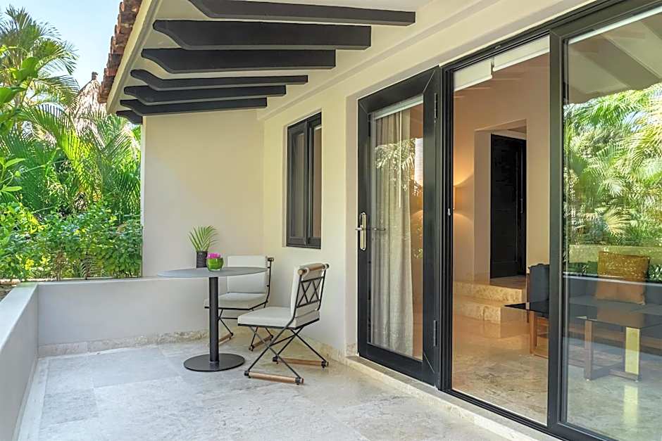 Thompson Zihuatanejo, A Beach Resort by Hyatt