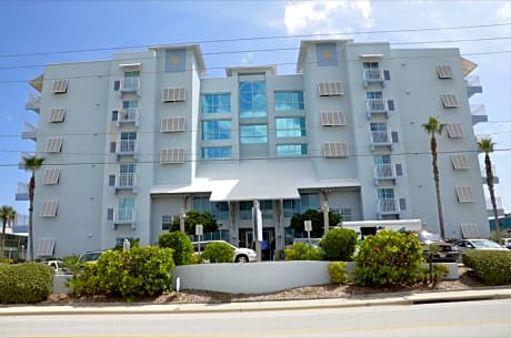 Coconut Palms Beach Resort Ii New Smyrna Beach New Smyrna Beach Hotels Fl At Getaroom