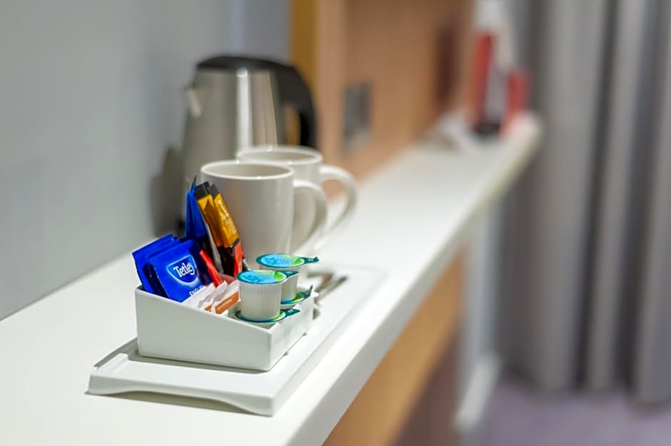 Holiday Inn Express - London Heathrow T4 By IHG