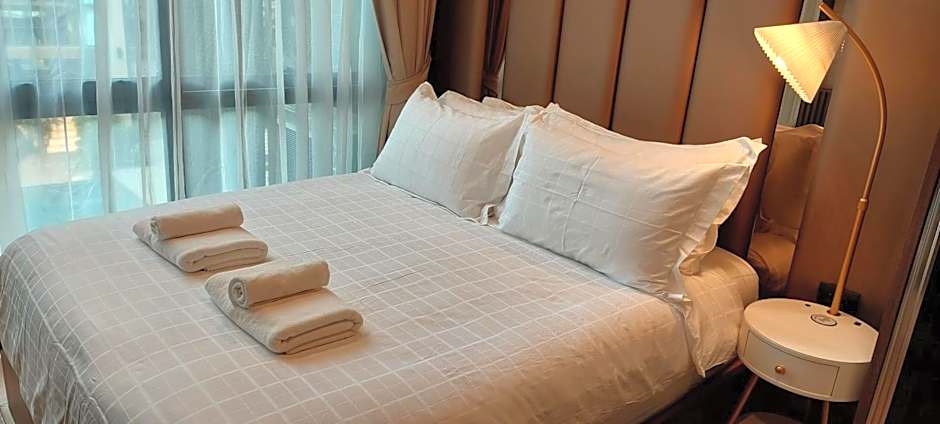 Execlusive Suite 209 by Forest Khaoyai