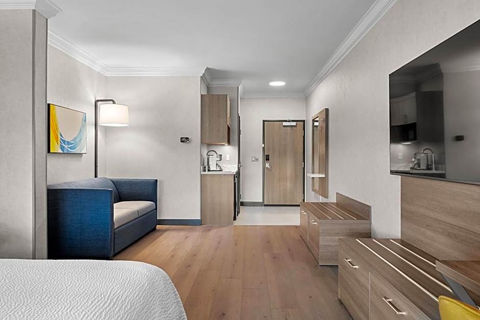 Holiday Inn Express Hotel & Suites Santa Cruz By IHG