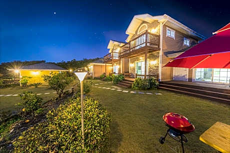 Standard King Bed Room