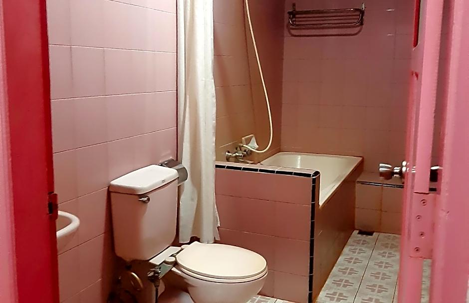 Hotel Parewisata