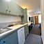 Summerhill Motor Inn - Adults Only