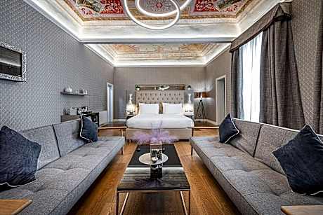 Martelli 6 Suite & Apartments