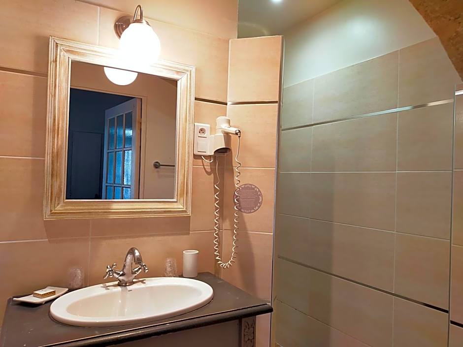 Hôtel De L'Amphithéâtre