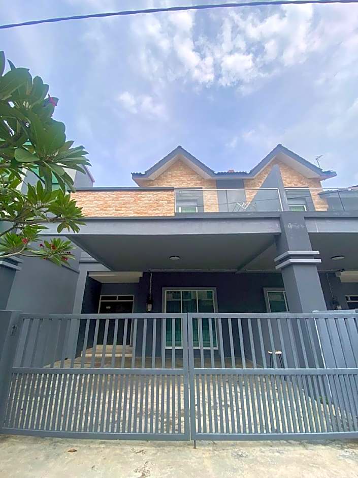 Simfoni Vacation Home