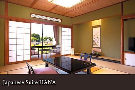 High-Grade Japanese-Style Room [Hana] - River view, with scenic bath hot spring