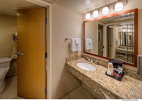 Queen Room with Two Queen Beds - Disability Access Roll in Shower